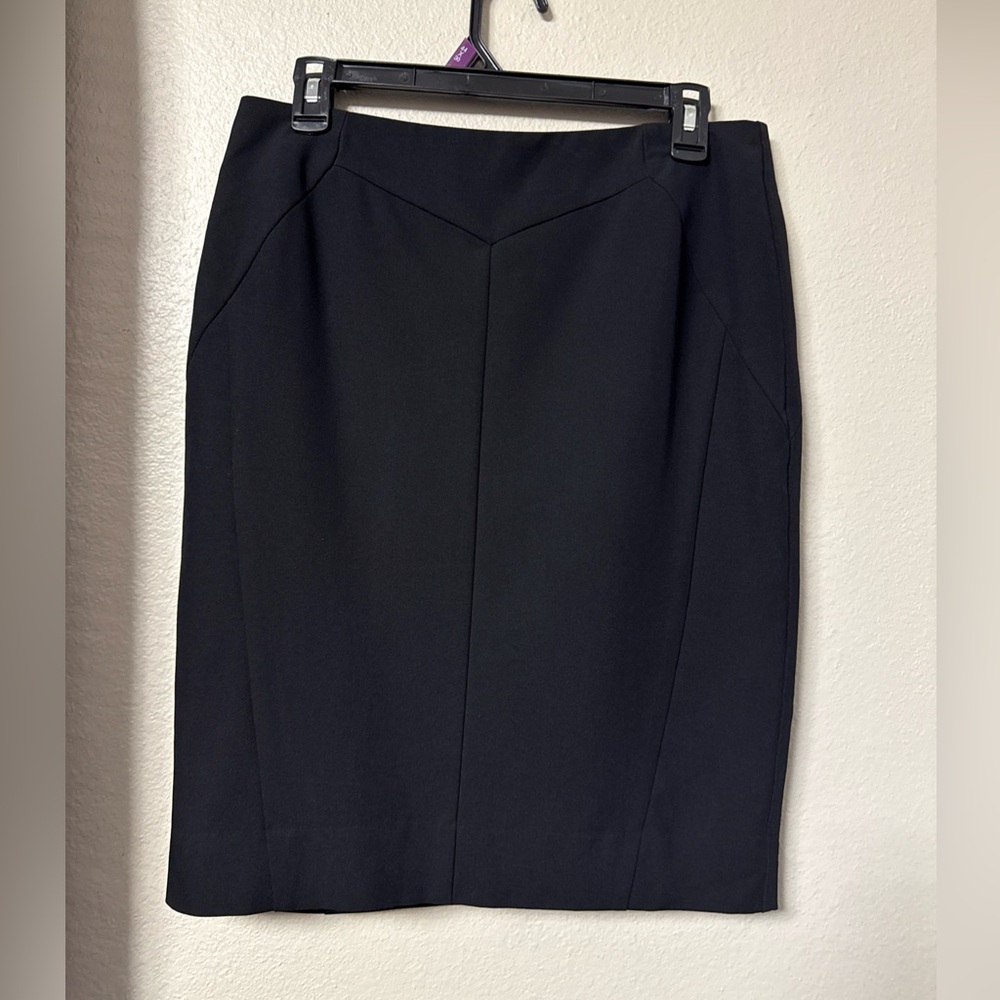 B6/1 Worthington Women’s Black Pencil Skirt Size 6
